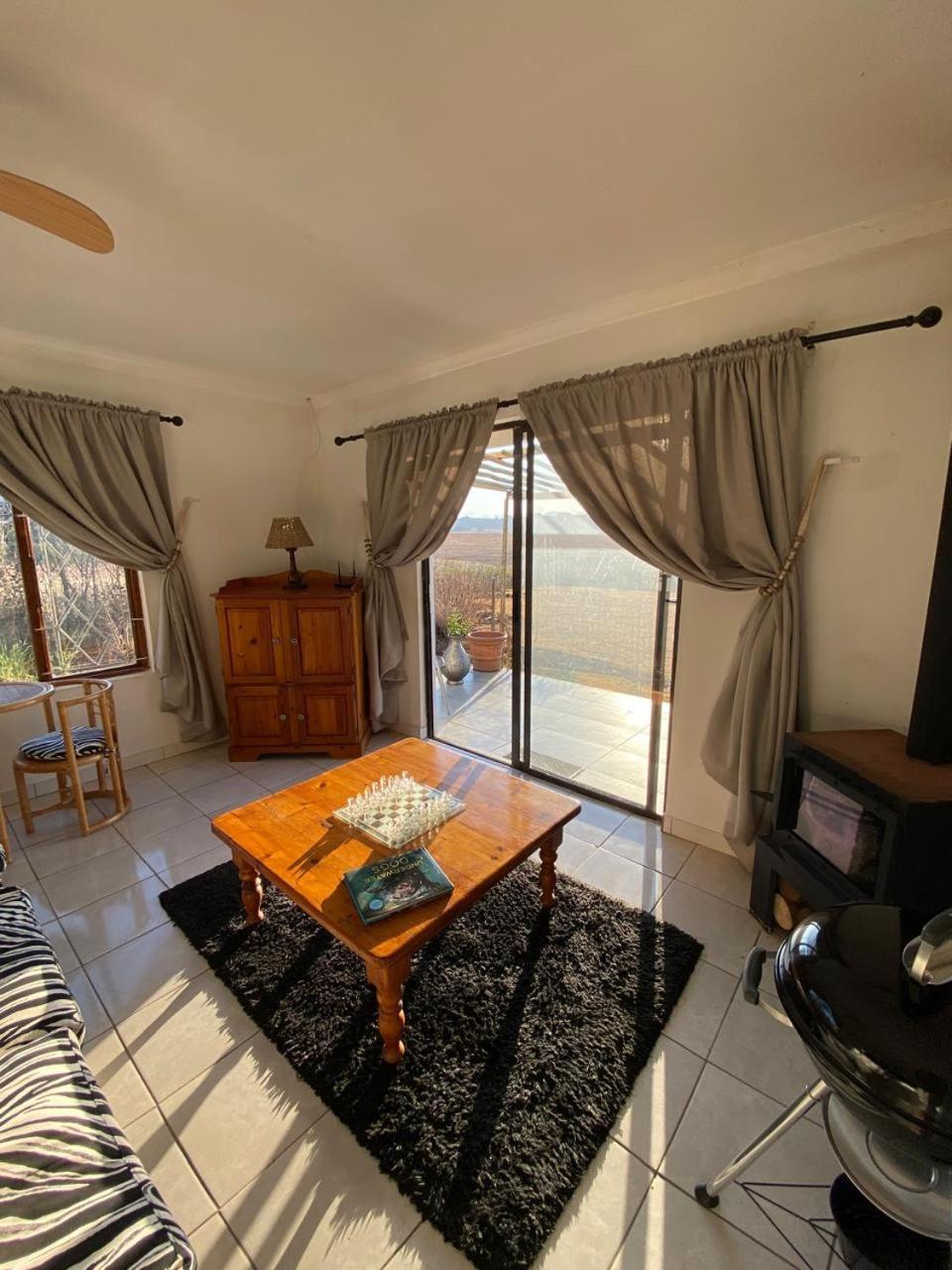 Sani Pass View Cottage 히머빌 외부 사진